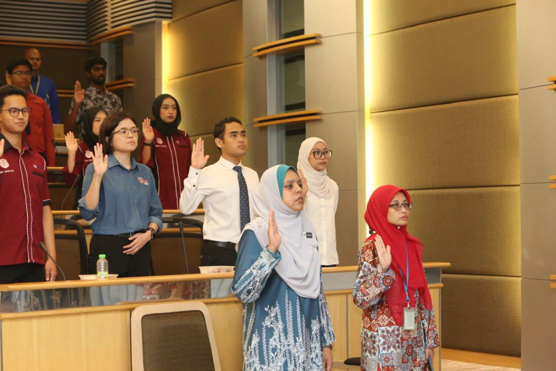 Sesi Lawatan Akademik Oleh UPM Ke MOF